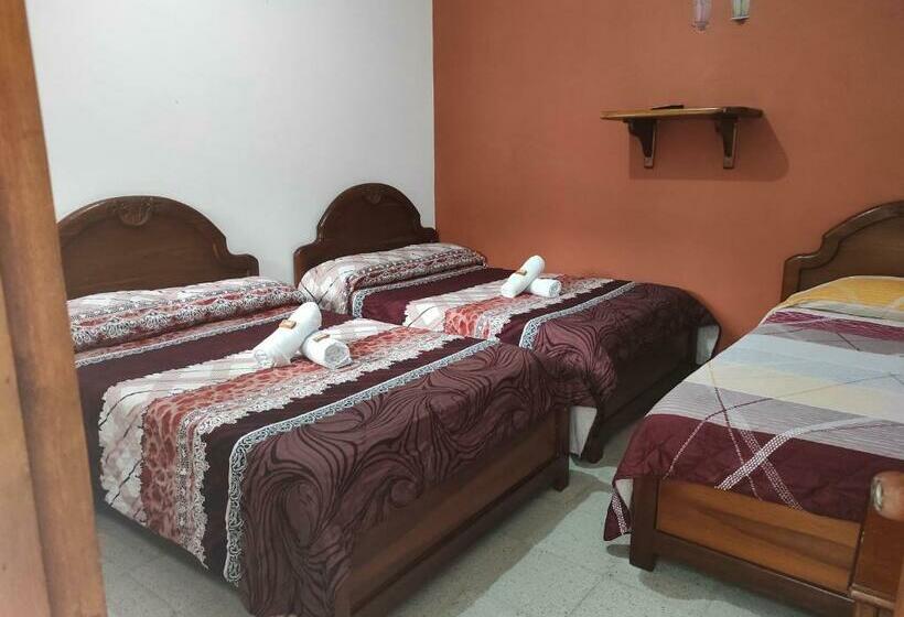 اتاق خانوادگی, Barajas