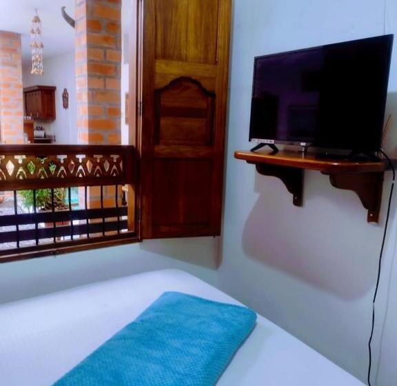 اتاق استاندارد, Barajas