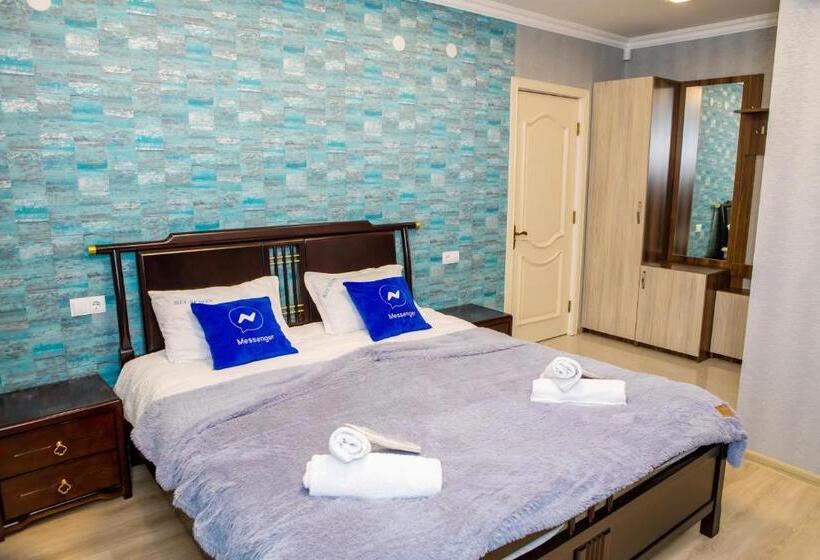 اتاق استاندارد, Blue Heaven