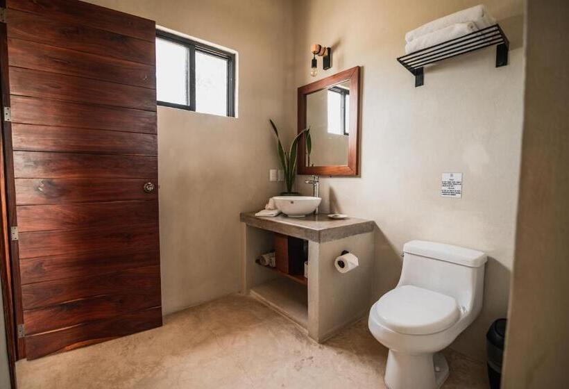 스위트 킹사이즈 침대, Blue Palm Bacalar