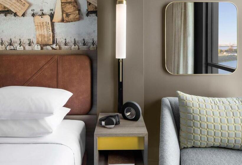 Engelliler için Büyük Çift Kişilik Yataklı Standart Oda, Hyatt Centric Beale Street Memphis