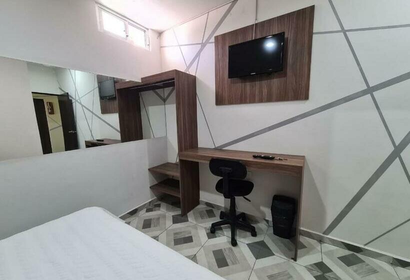 스탠다드 룸, Town Express