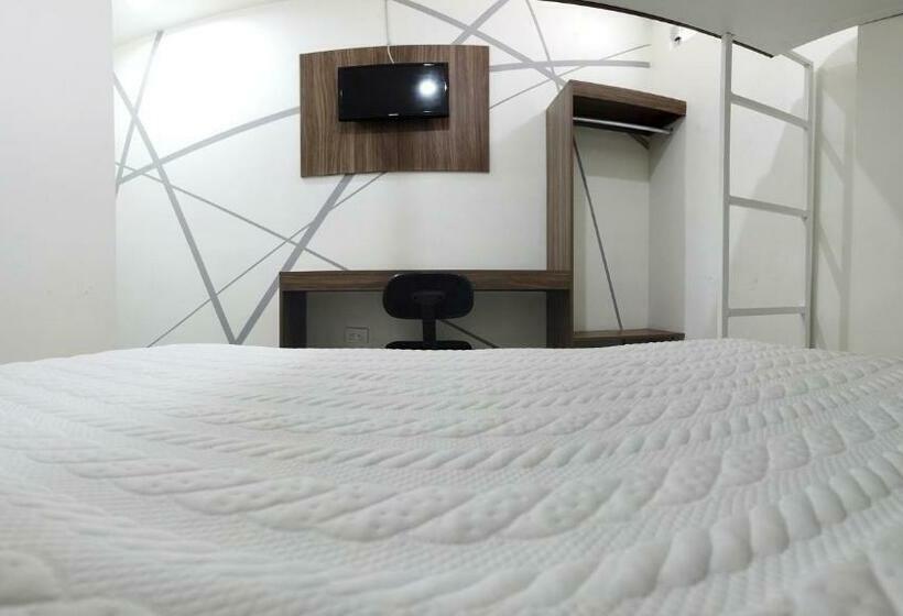 스탠다드 룸, Town Express