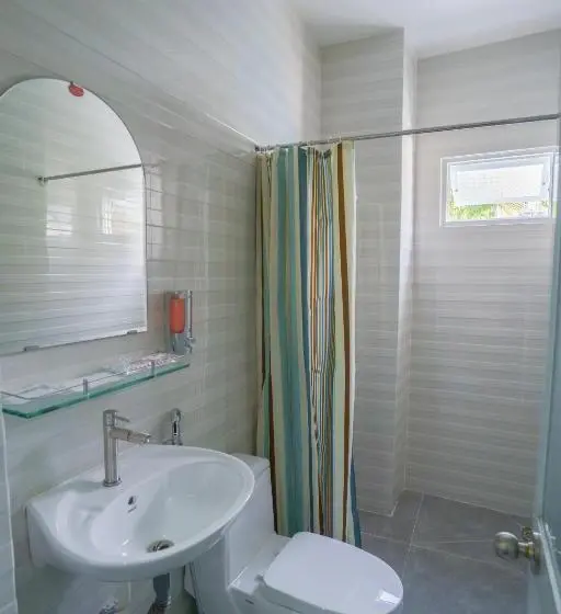 اتاق استاندارد سه نفره, Mekong 69 Hostel