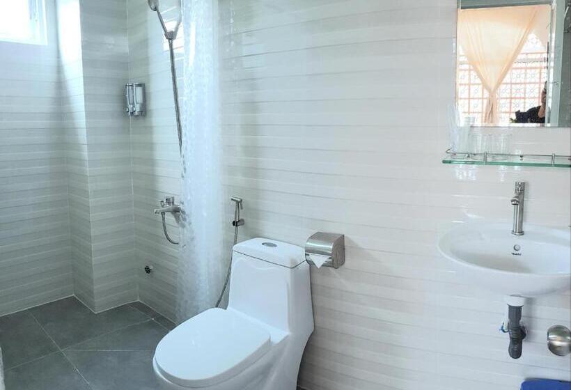 اتاق استاندارد چهار تخته, Mekong 69 Hostel