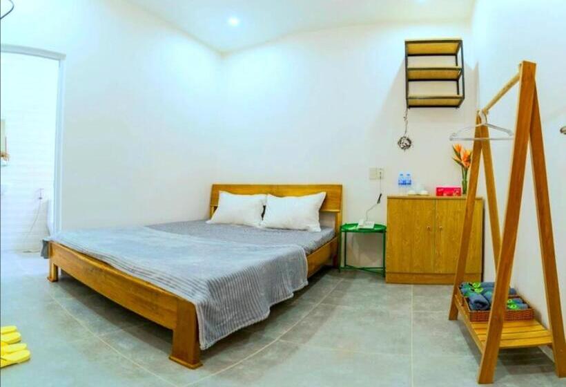 سوییت, Mekong 69 Hostel