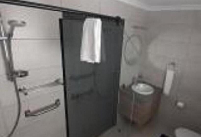 اتاق خانوادگی, Guesthouse Indongo Swakopmund