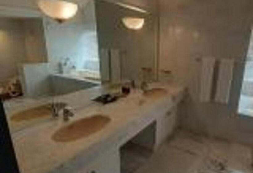 اتاق استاندارد سه نفره, Guesthouse Indongo Swakopmund