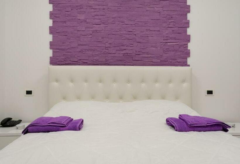 اتاق استاندارد, Royal Central Room