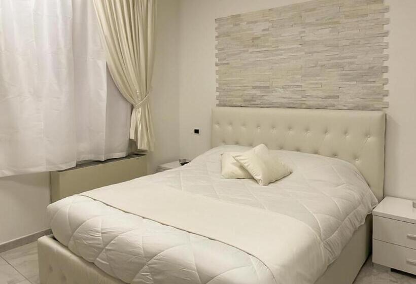 اتاق سوپریور, Royal Central Room