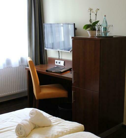 스탠다드 룸, Brantl