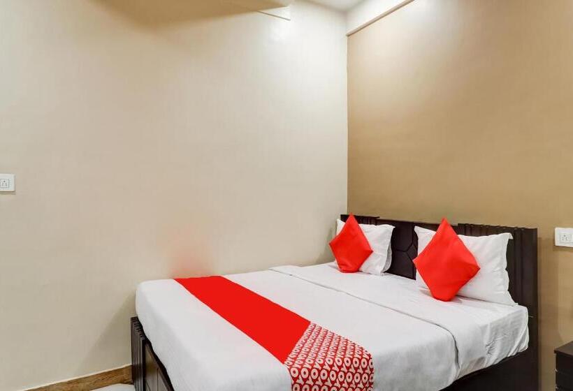 Номер Стандарт, Collection O 77782 Mini Punjab Hill Side Rooms