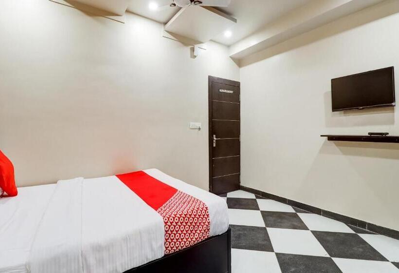 غرفة قياسية, Collection O 77782 Mini Punjab Hill Side Rooms