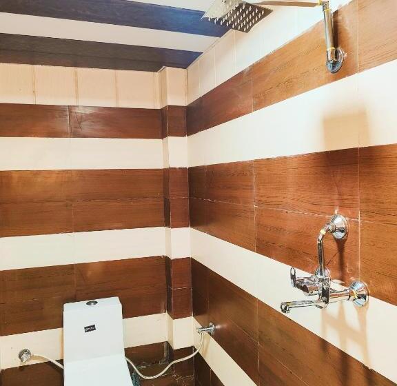 Номер Basic, Kingsman