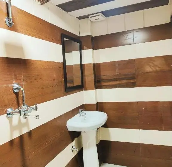 Habitació Basic, Kingsman