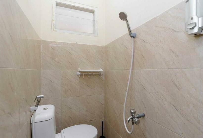 스탠다드 룸, Madinah House Syariah Mitra Reddoorz