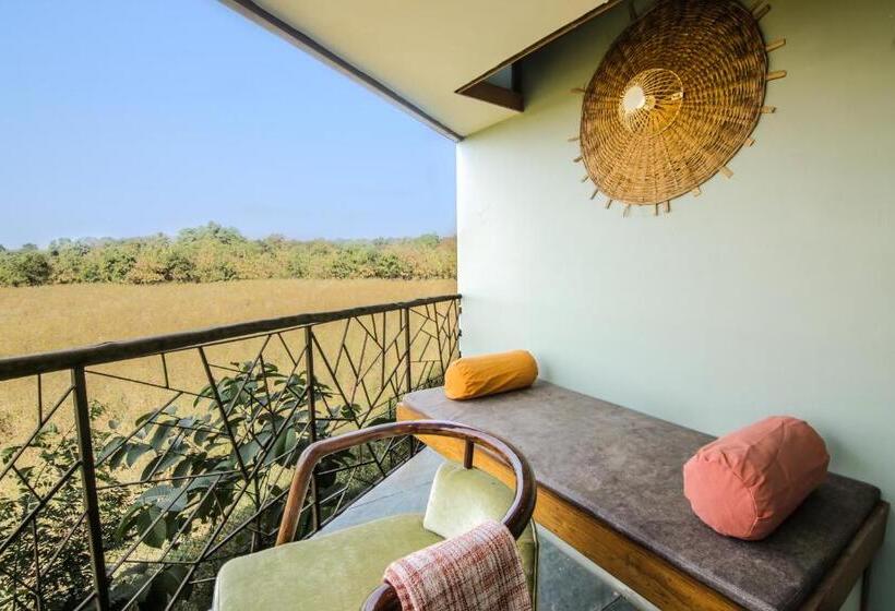 豪华湖景房, Tadoba Jungle Camp