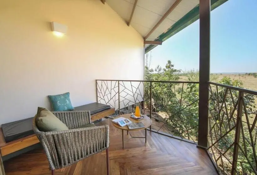 バルコニー付きデラックスルーム, Tadoba Jungle Camp