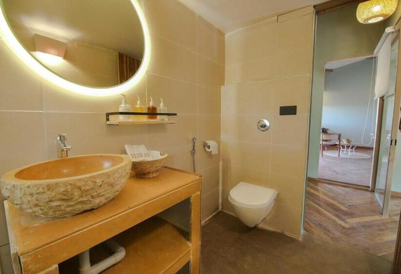 발코니 디럭스 룸, Tadoba Jungle Camp