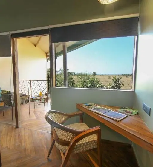 バルコニー付きデラックスルーム, Tadoba Jungle Camp