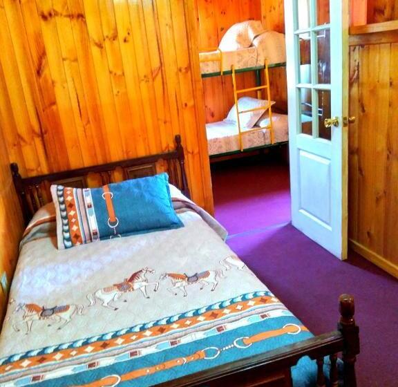 إستديو عائلى, Hostal Gomero