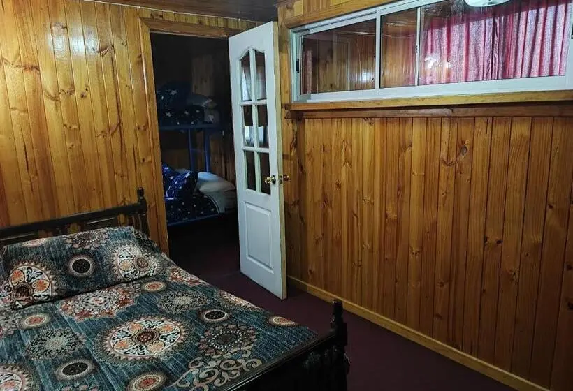 ファミリーステューディオ, Hostal Gomero