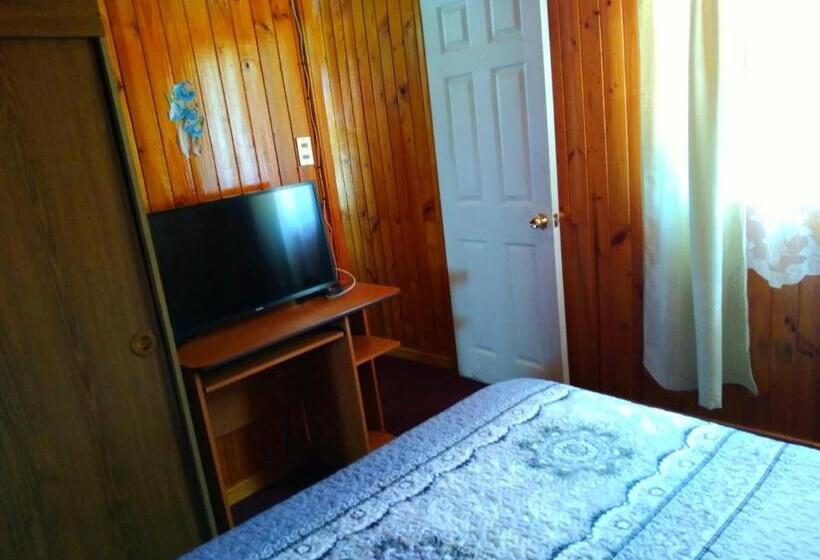 إستديو عائلى, Hostal Gomero