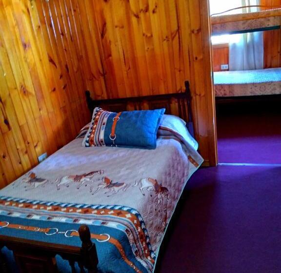 إستديو عائلى, Hostal Gomero