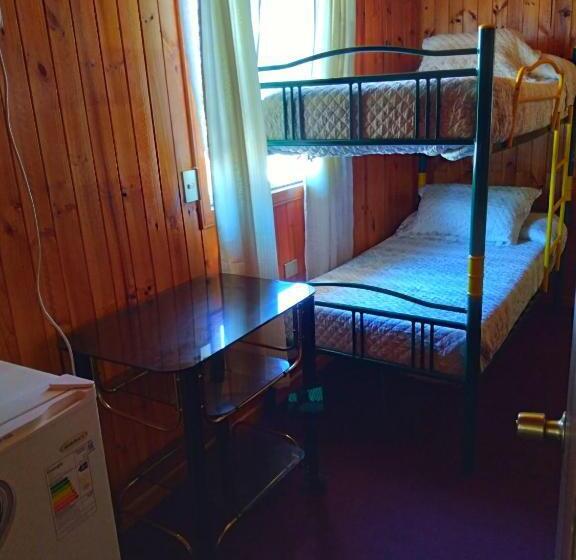 패밀리 스튜디오, Hostal Gomero