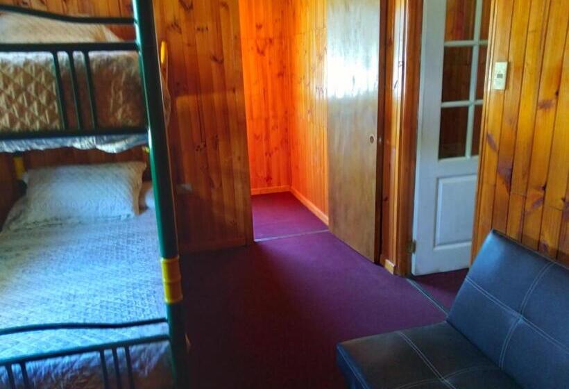 إستديو عائلى, Hostal Gomero