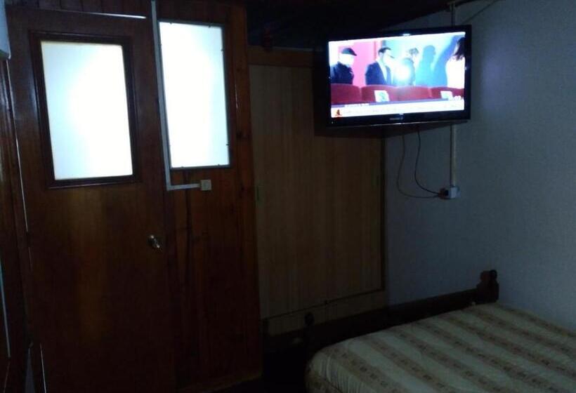 غرفة عائلية, Hostal Gomero