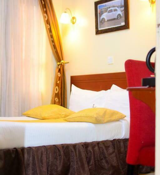 디럭스 룸, Merril