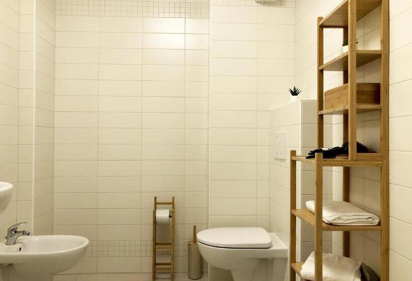 דירה בת חדר שינה 1 עם מרפסת, Residence Aurora