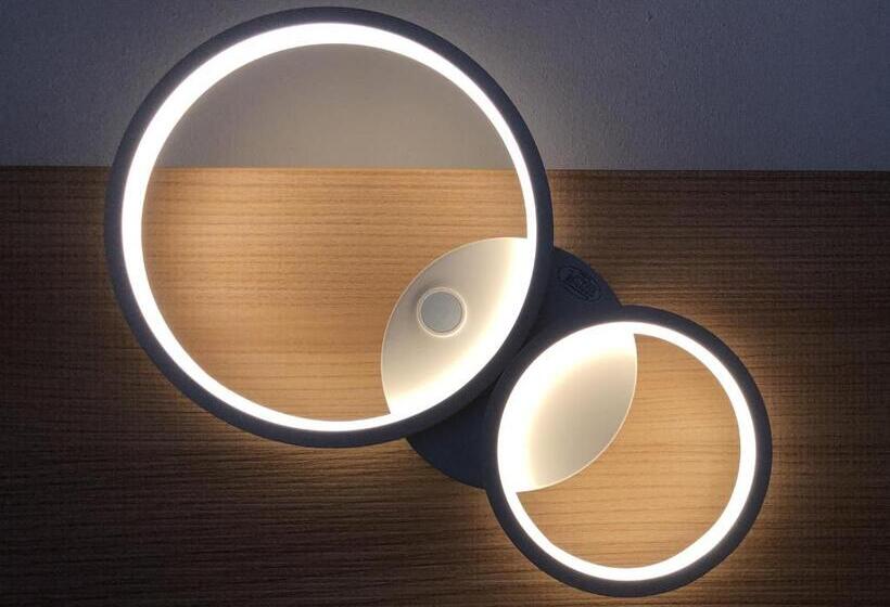 דירת פנטהאוז 1 חדרי שינה, Residence Aurora