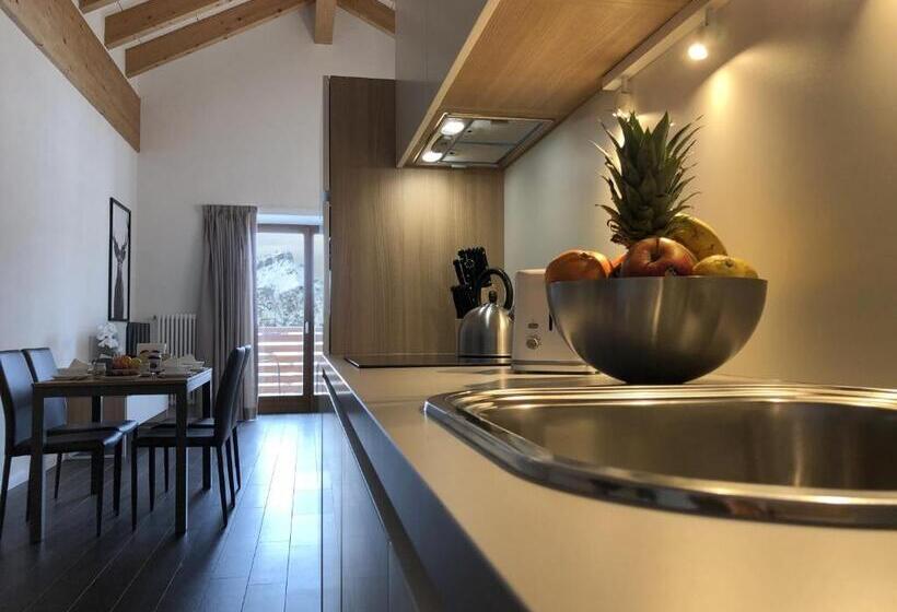 דירת פנטהאוז 1 חדרי שינה, Residence Aurora