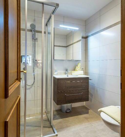 スタンダードトリプルルーム, Gasthof Maria Kirchental