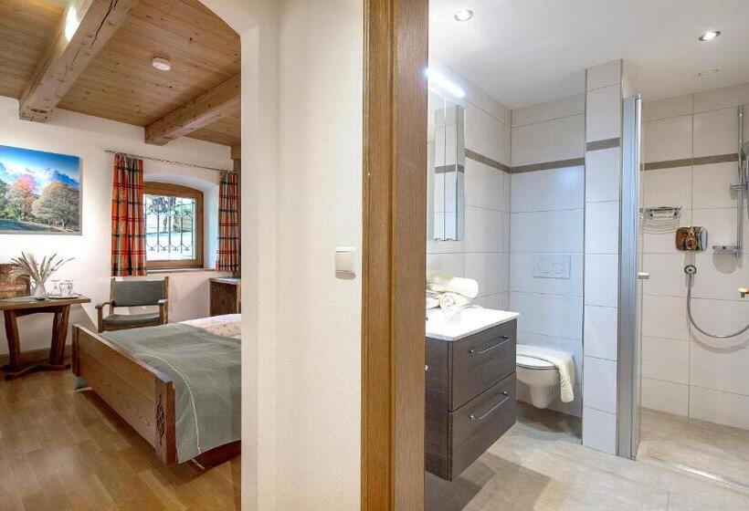 スタンダードトリプルルーム, Gasthof Maria Kirchental