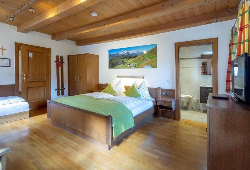 スタンダードトリプルルーム, Gasthof Maria Kirchental