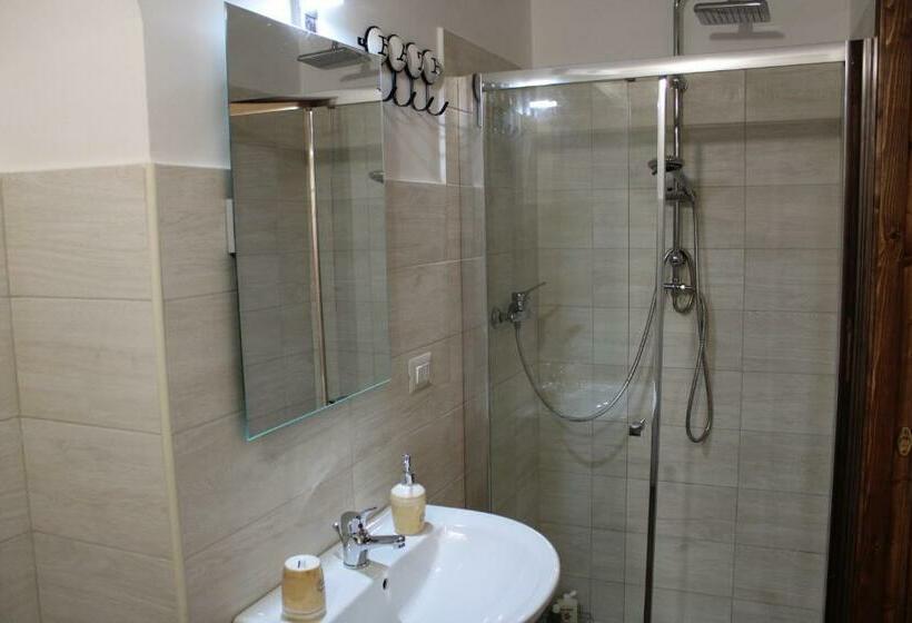 اتاق استاندارد, Altana Di Tufo