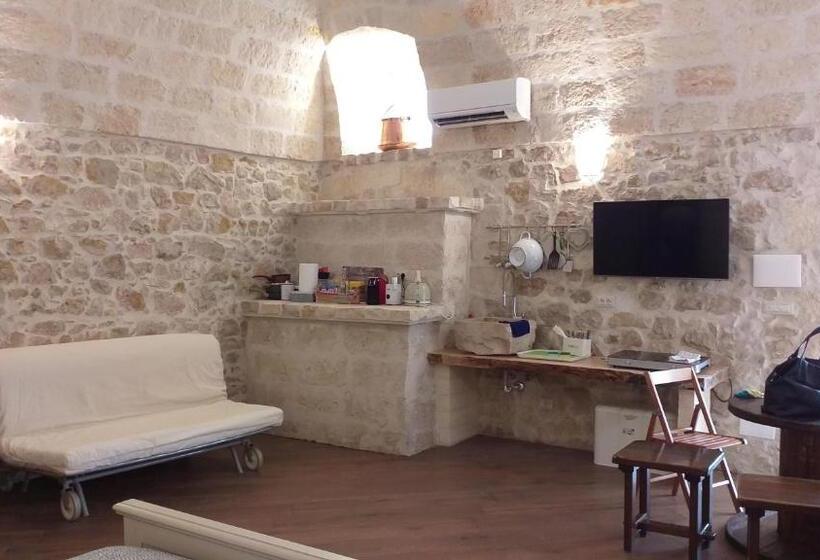 اتاق استاندارد چهار تخته, Altana Di Tufo