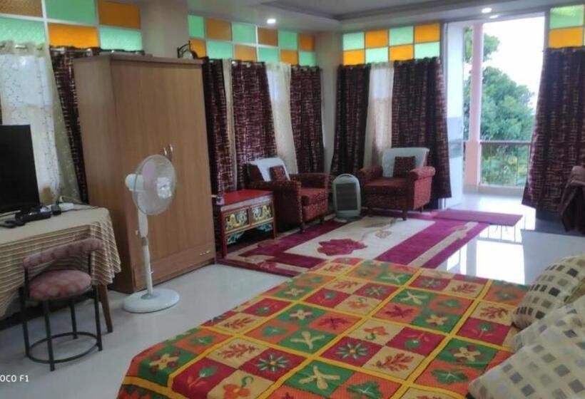 سوییت لوکس, Sai´s Grace