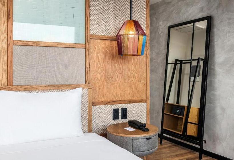 اتاق استاندارد با تخت بزرگ, Aloft Tulum