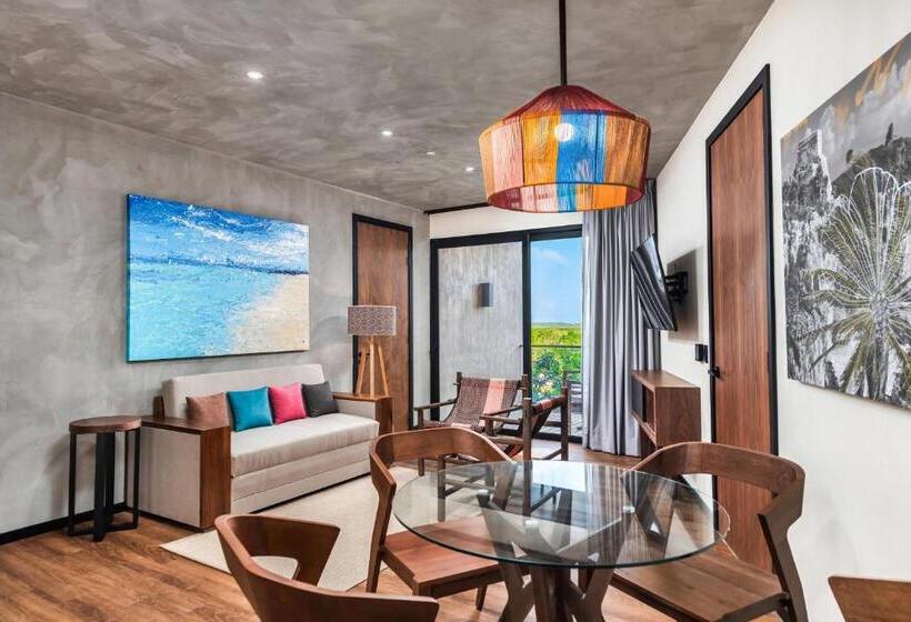 سوئیت با تخت بزرگ, Aloft Tulum