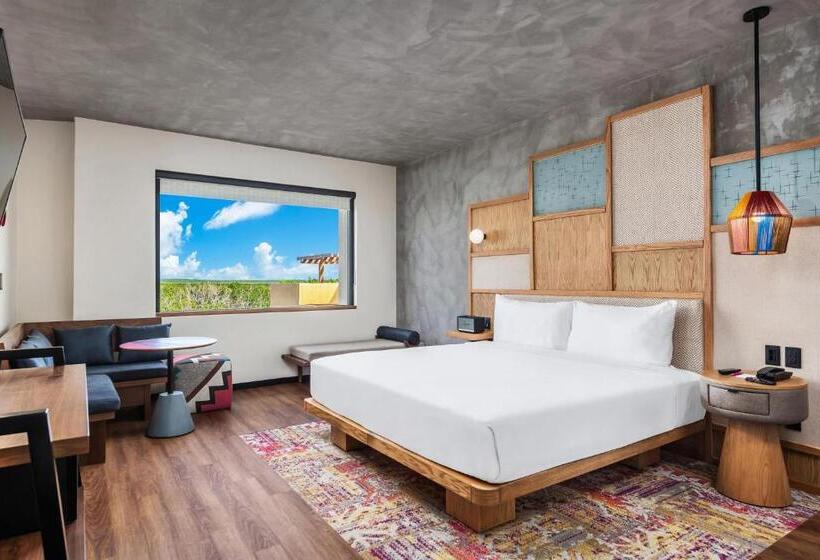 سوئیت با تخت بزرگ, Aloft Tulum