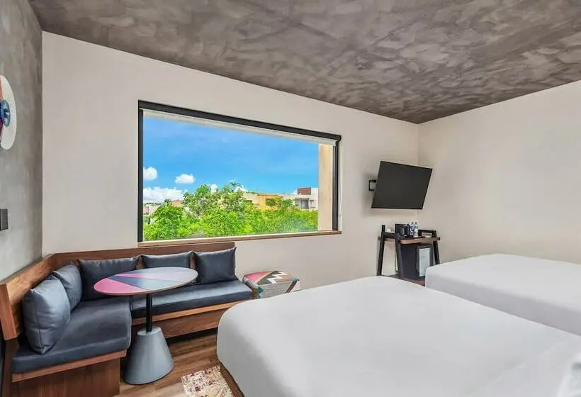 Standard Room 2 Double Beds