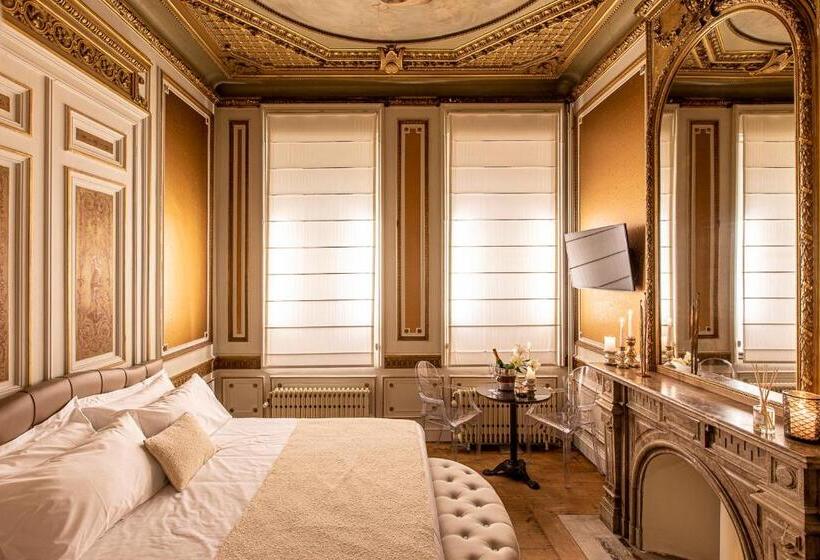 주니어 스위트, Maison Noppius