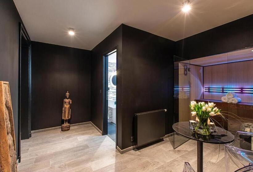 디럭스 스위트, Maison Noppius