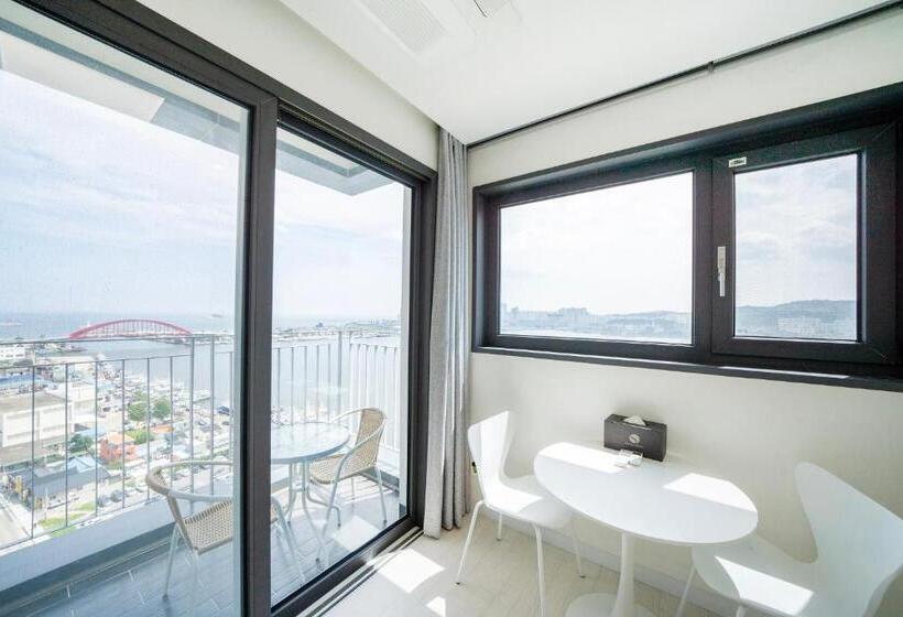 Номер Superior, World Sky Residence