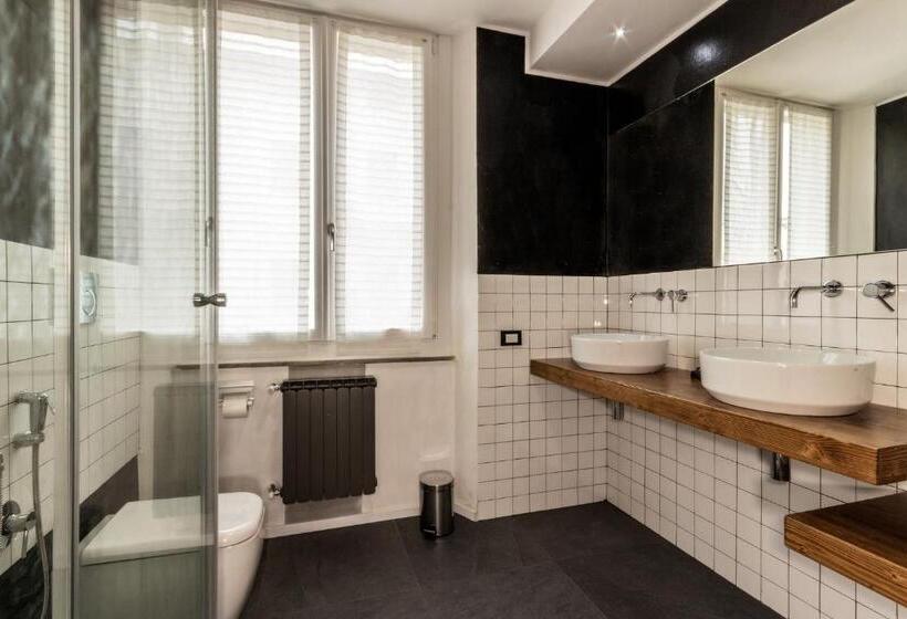 اتاق لوکس, Casa Mirko B & B Con Stazione Ricarica Auto Elettriche Parcheggio Privato Auto Moto Biciclette