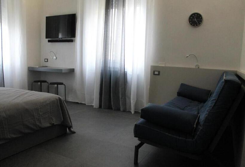 اتاق لوکس, Casa Mirko B & B Con Stazione Ricarica Auto Elettriche Parcheggio Privato Auto Moto Biciclette